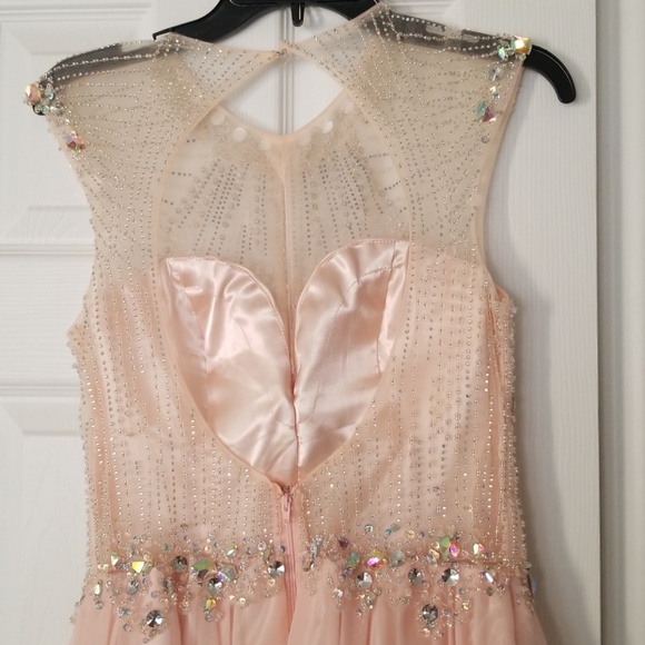 Windsor dress! - Picture 4 of 5